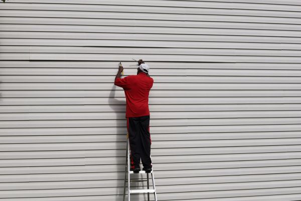 Cost of Siding Reattachment in Doylestown